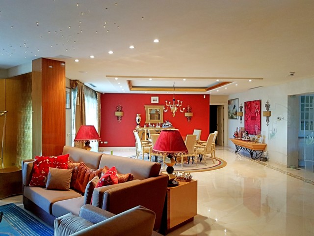 Penthouse in New Golden Mile