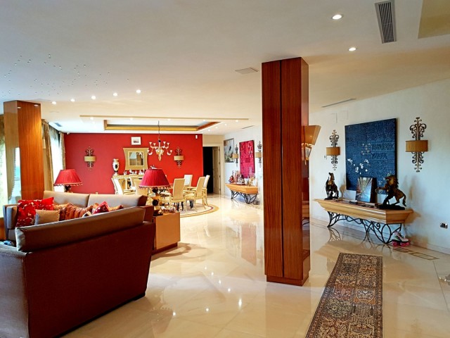 Penthouse in New Golden Mile