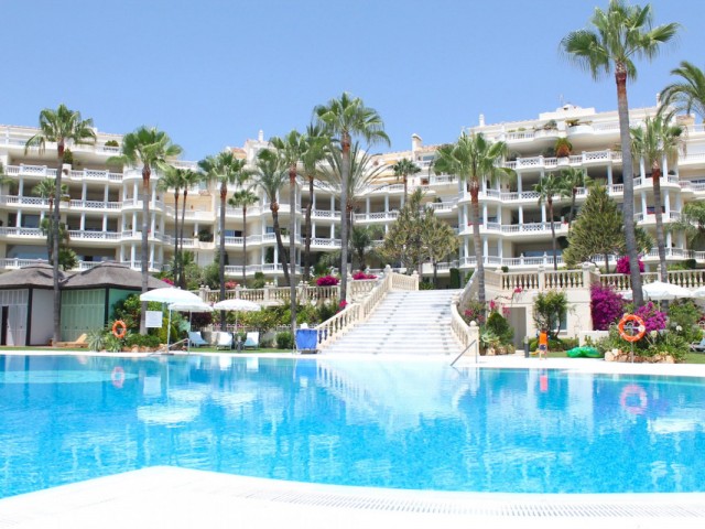 Penthouse New Golden Mile - R4955461