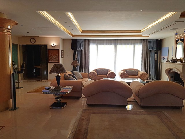 Penthouse in New Golden Mile