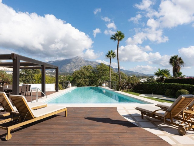 3 Schlafzimmer Villa in Nueva Andalucía
