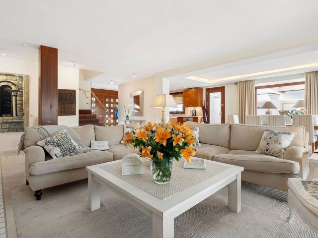 3 Schlafzimmer Villa in Nueva Andalucía