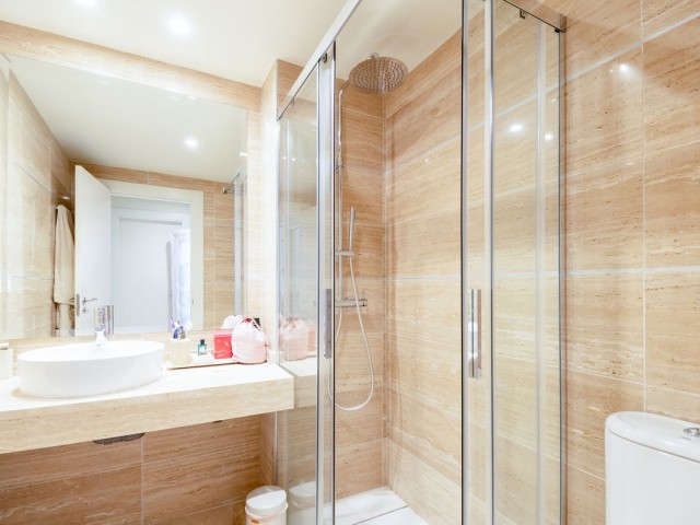 4 Bedrooms Villa in Benahavís