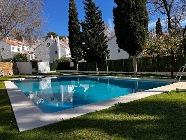 5 Bedrooms Townhouse in Marbella