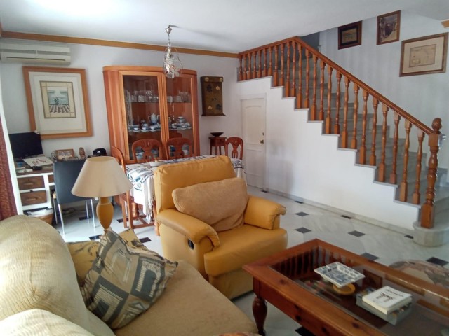 5 Bedrooms Townhouse in Marbella
