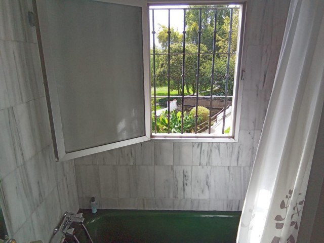 5 Bedrooms Townhouse in Marbella