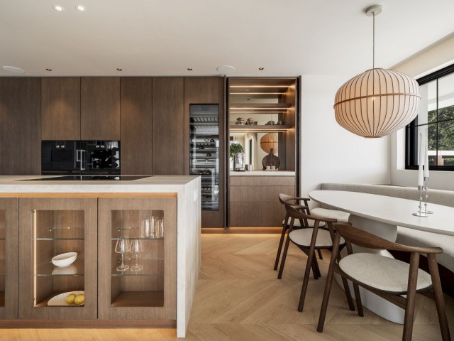 Villa avec 5 Chambres  à Nueva Andalucía