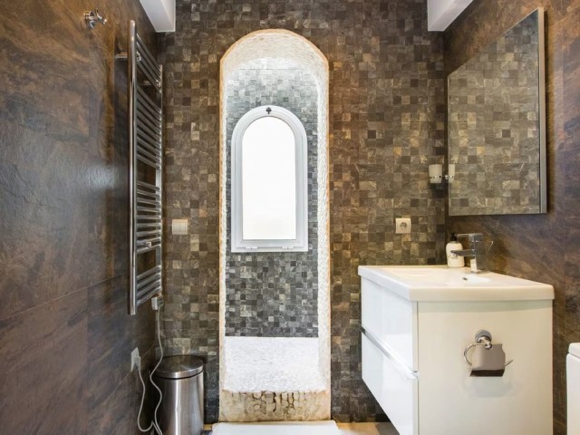 5 Bedrooms Townhouse in Nueva Andalucía