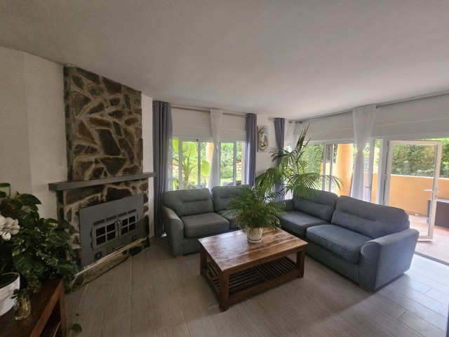 Apartment, Calahonda, R5226442