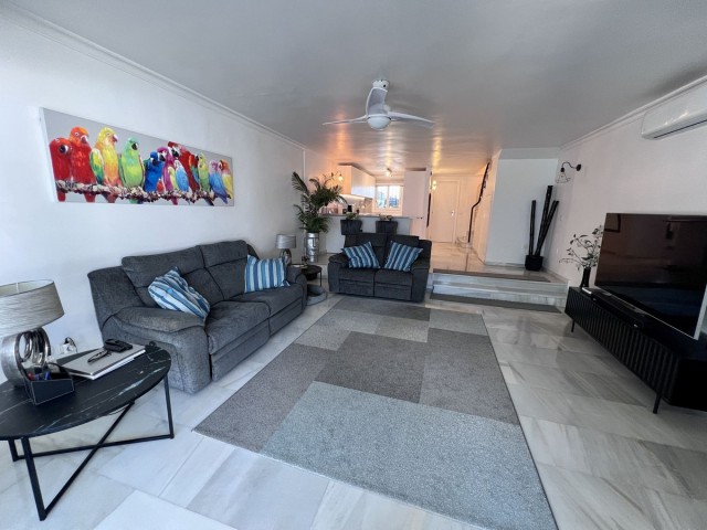 3 Bedrooms Townhouse in El Paraiso