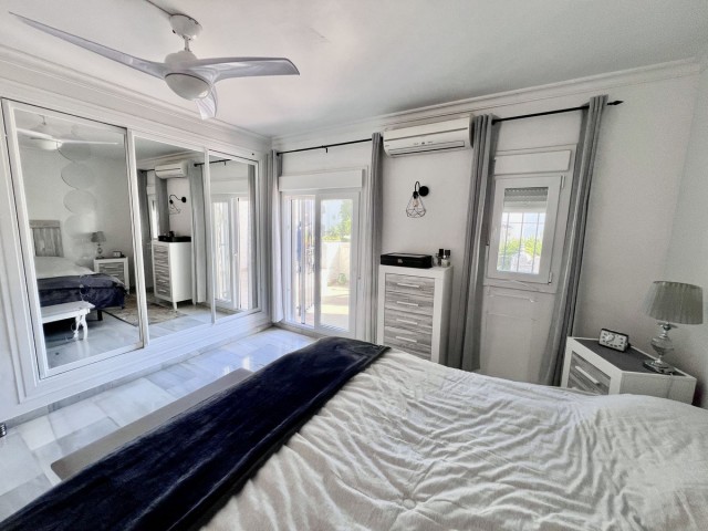 3 Bedrooms Townhouse in El Paraiso