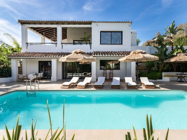 4 Bedrooms Villa in Benalmadena Costa