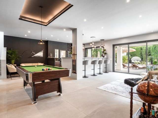 4 Bedrooms Villa in Benalmadena Costa