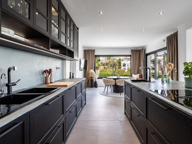 4 Bedrooms Villa in Benalmadena Costa