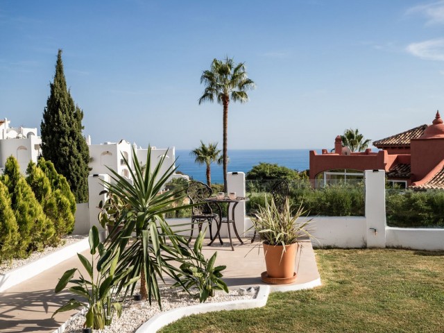 4 Bedrooms Villa in Benalmadena Costa