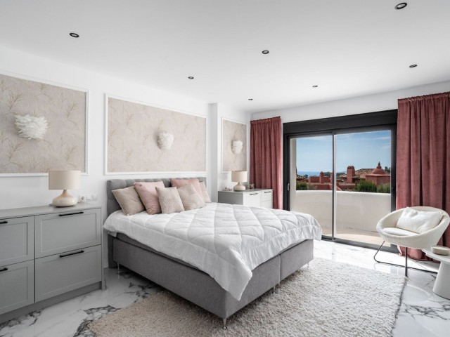 4 Bedrooms Villa in Benalmadena Costa