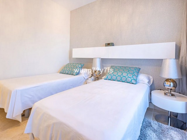 2 Bedrooms Apartment in Estepona