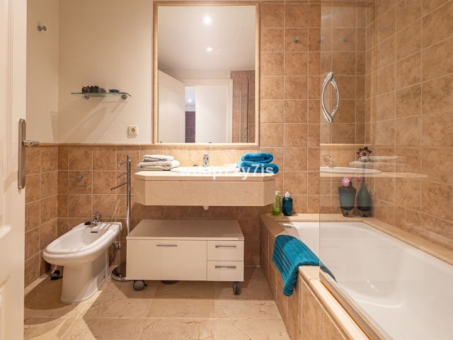 2 Bedrooms Apartment in Estepona