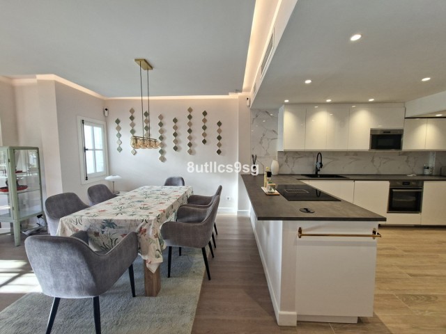 3 Bedrooms Apartment in Nueva Andalucía