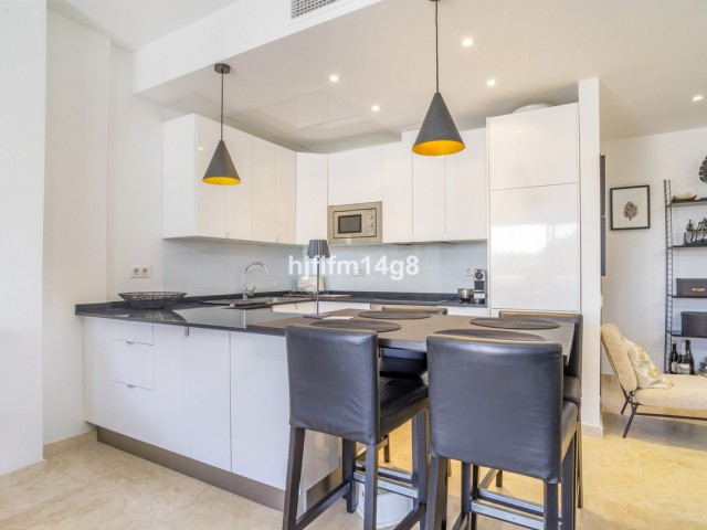 2 Makuuhuoneen Huoneisto Puerto Banús