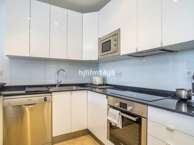 2 Makuuhuoneen Huoneisto Puerto Banús