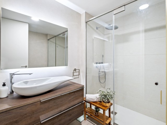 2 Bedrooms Apartment in Estepona