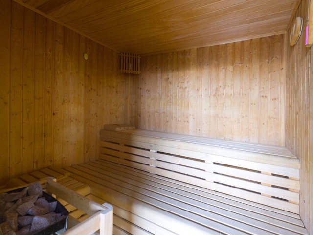 2 Bedrooms Apartment in Estepona