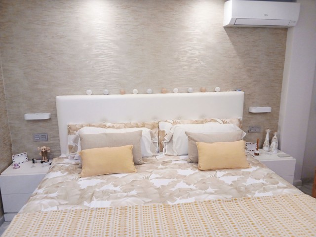 2 Bedrooms Apartment in Calahonda