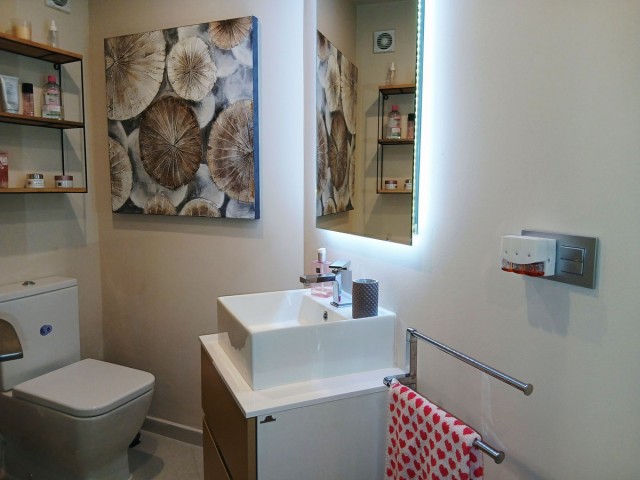 2 Bedrooms Apartment in Calahonda