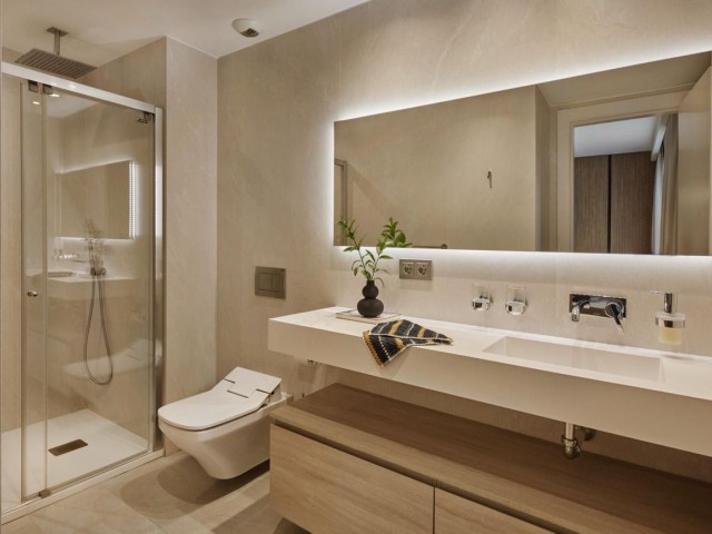 2 Bedrooms Apartment in Marbella