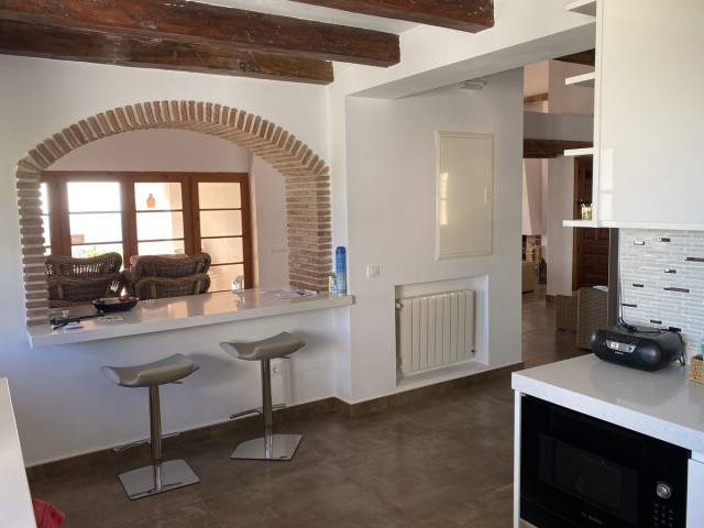 4 Bedrooms Villa in Mijas