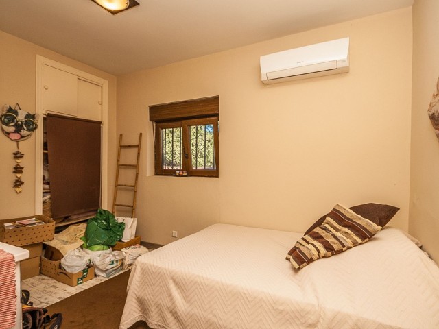 Villa avec 5 Chambres  à Elviria