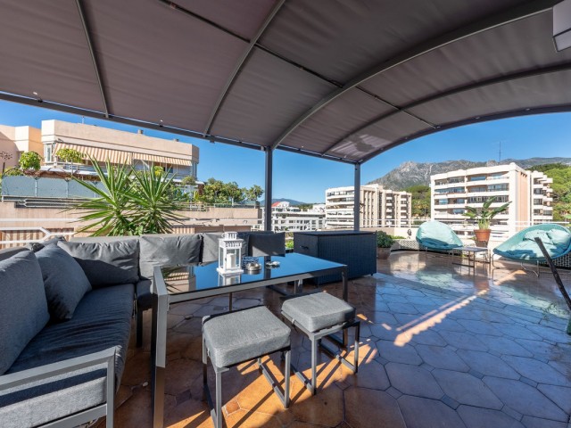 Appartement avec 3 Chambres  à Marbella