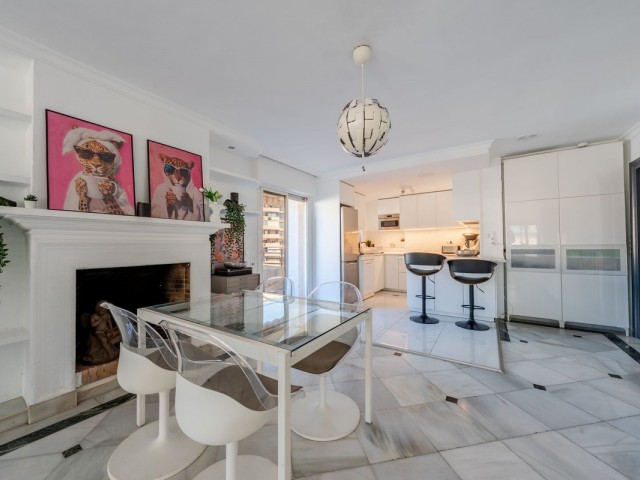 Appartement avec 3 Chambres  à Marbella