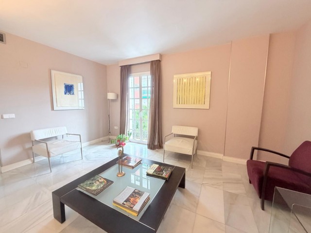 Appartement avec 3 Chambres  à Marbella