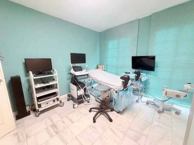 Appartement avec 3 Chambres  à Marbella