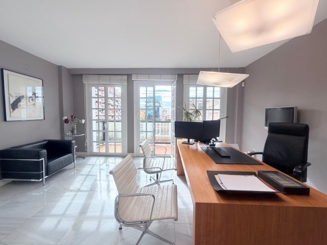 Appartement avec 3 Chambres  à Marbella