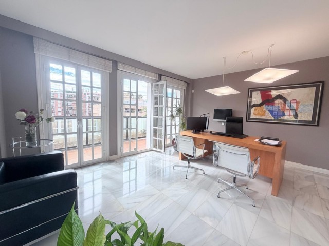 Appartement avec 3 Chambres  à Marbella