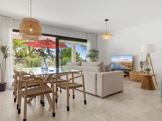 3 Bedrooms Apartment in Estepona