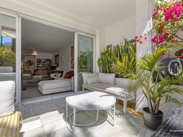 2 Bedrooms Apartment in Estepona