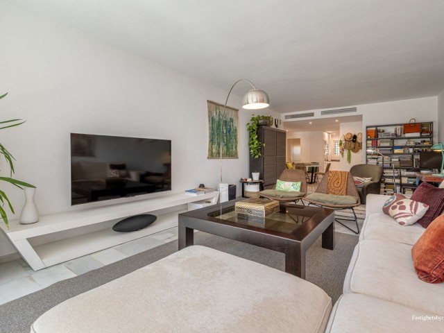 2 Bedrooms Apartment in Estepona