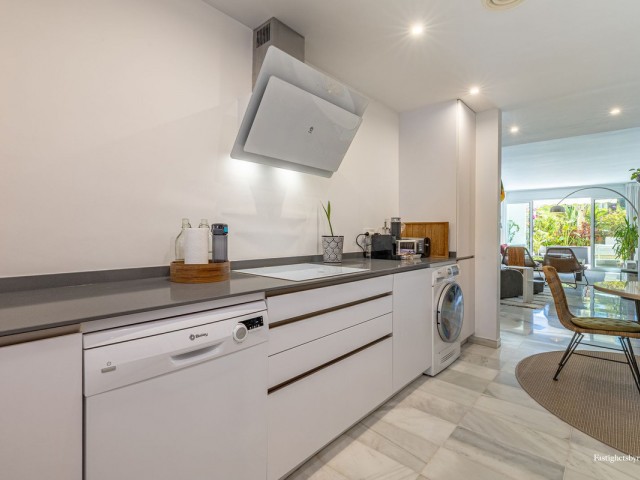 2 Bedrooms Apartment in Estepona