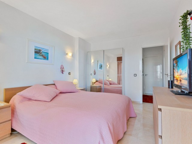 2 Bedrooms Apartment in Fuengirola