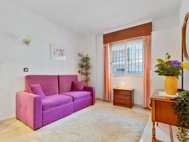 2 Bedrooms Apartment in Fuengirola