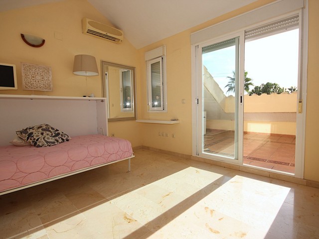 4 Bedrooms Townhouse in El Rosario