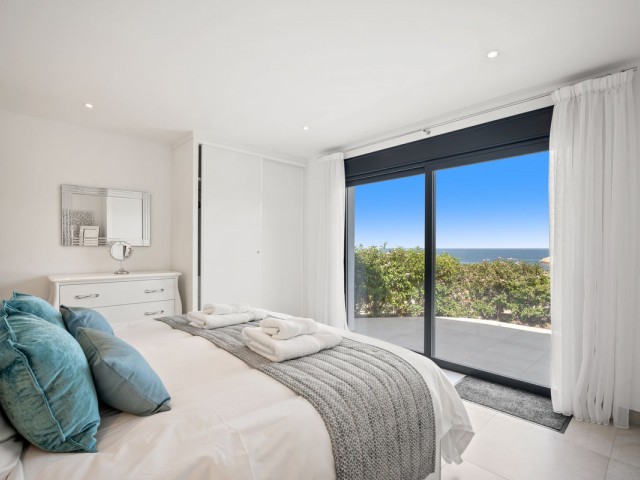 5 Soveroms Villa i Torrenueva