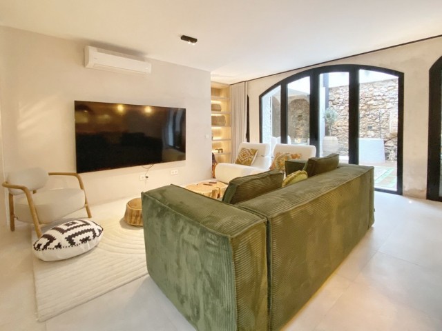 5 Bedrooms Townhouse in Marbella