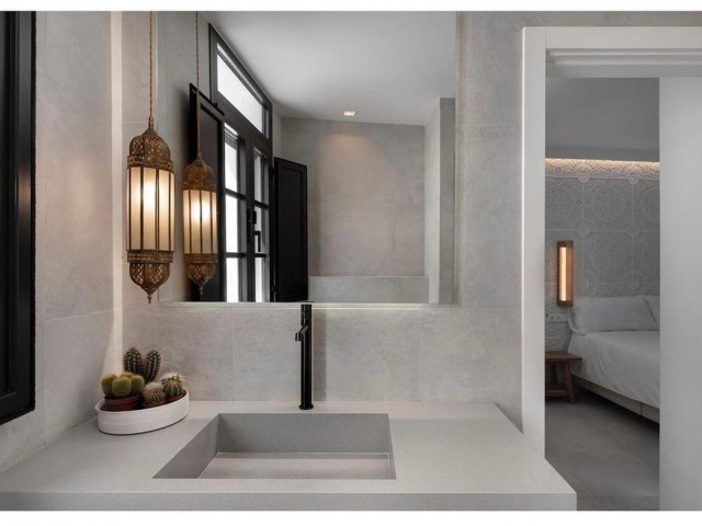 5 Bedrooms Townhouse in Marbella