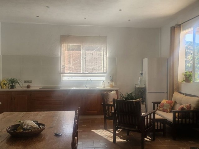 3 Bedrooms Villa in Estepona