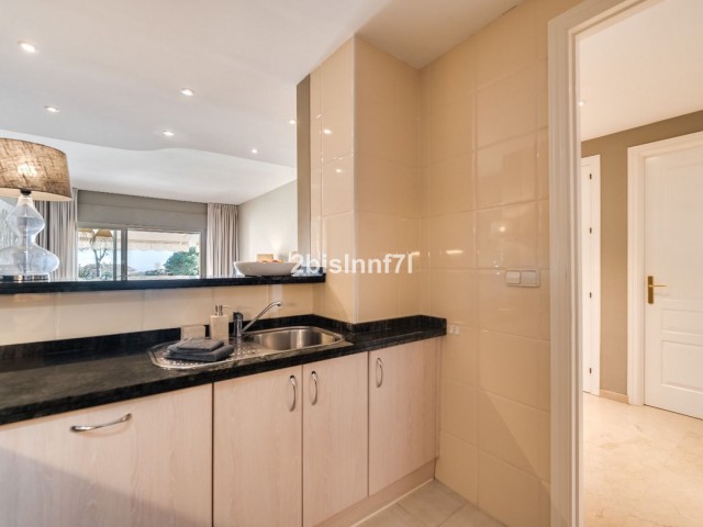 2 Bedrooms Apartment in Elviria